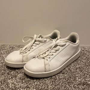 White Adidas Advantage Sneakers - Size 10
